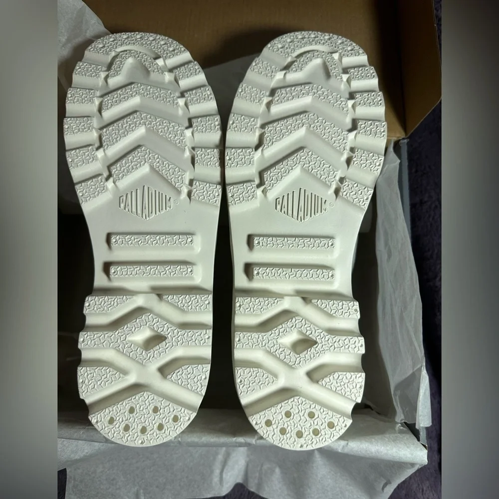 NWT Palladium Pampa High Sky White Size 9.5 - Picture 8 of 11